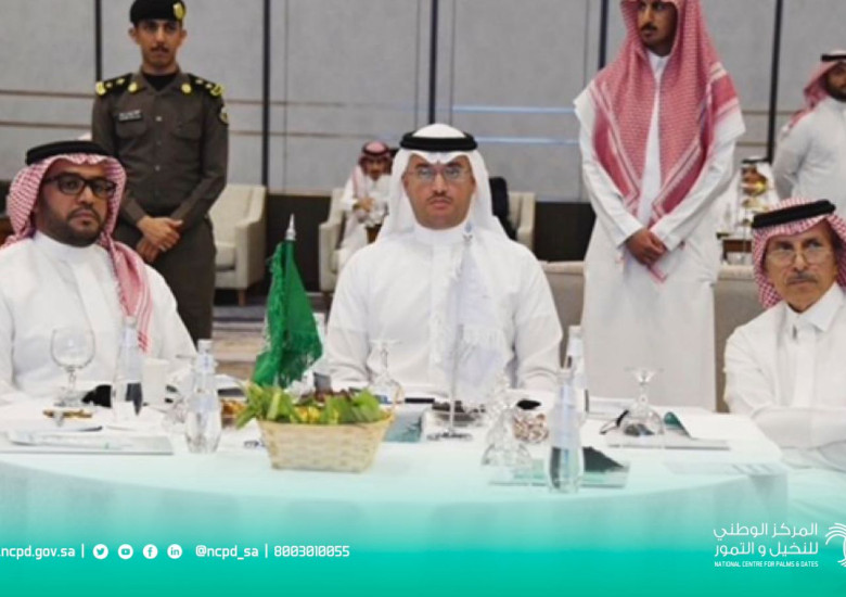 ورشة عمل تطوير قطاع النخيل والتمور بالأحساء	